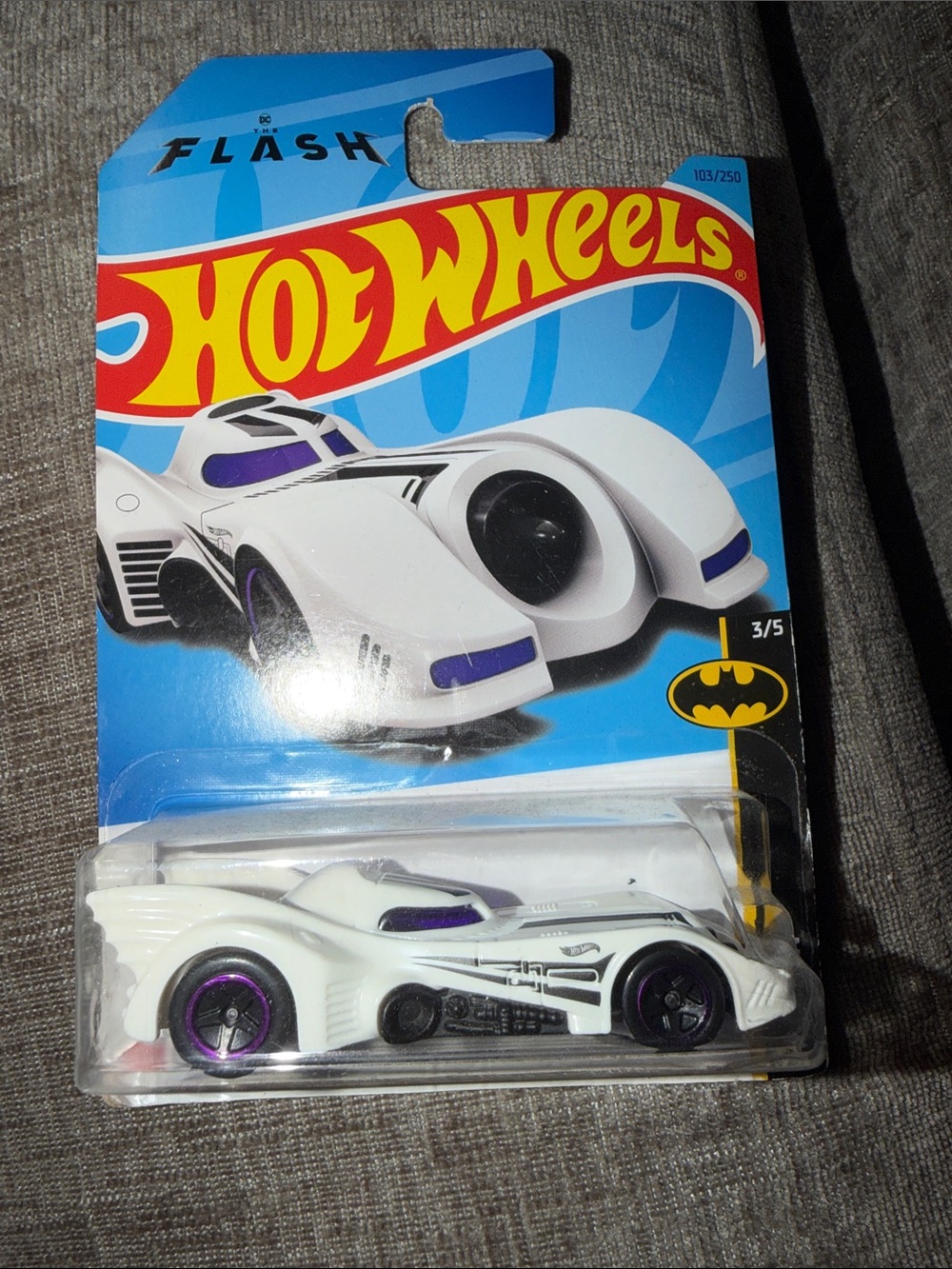 Hot Wheels Batman: The Animated Series Batmobile White 103/250 Sealed